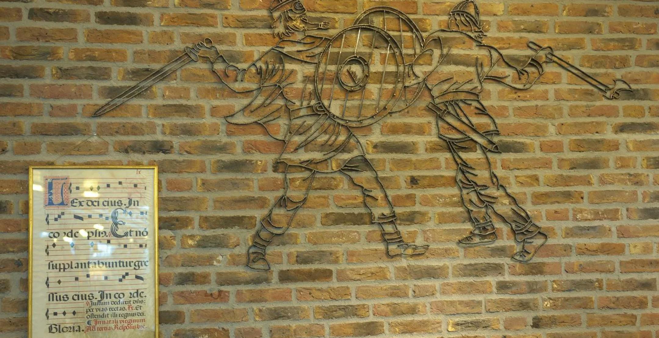 Illustrasjonsbilde. Dekor på vegg inne i Tønsberg og Færder bibliotek